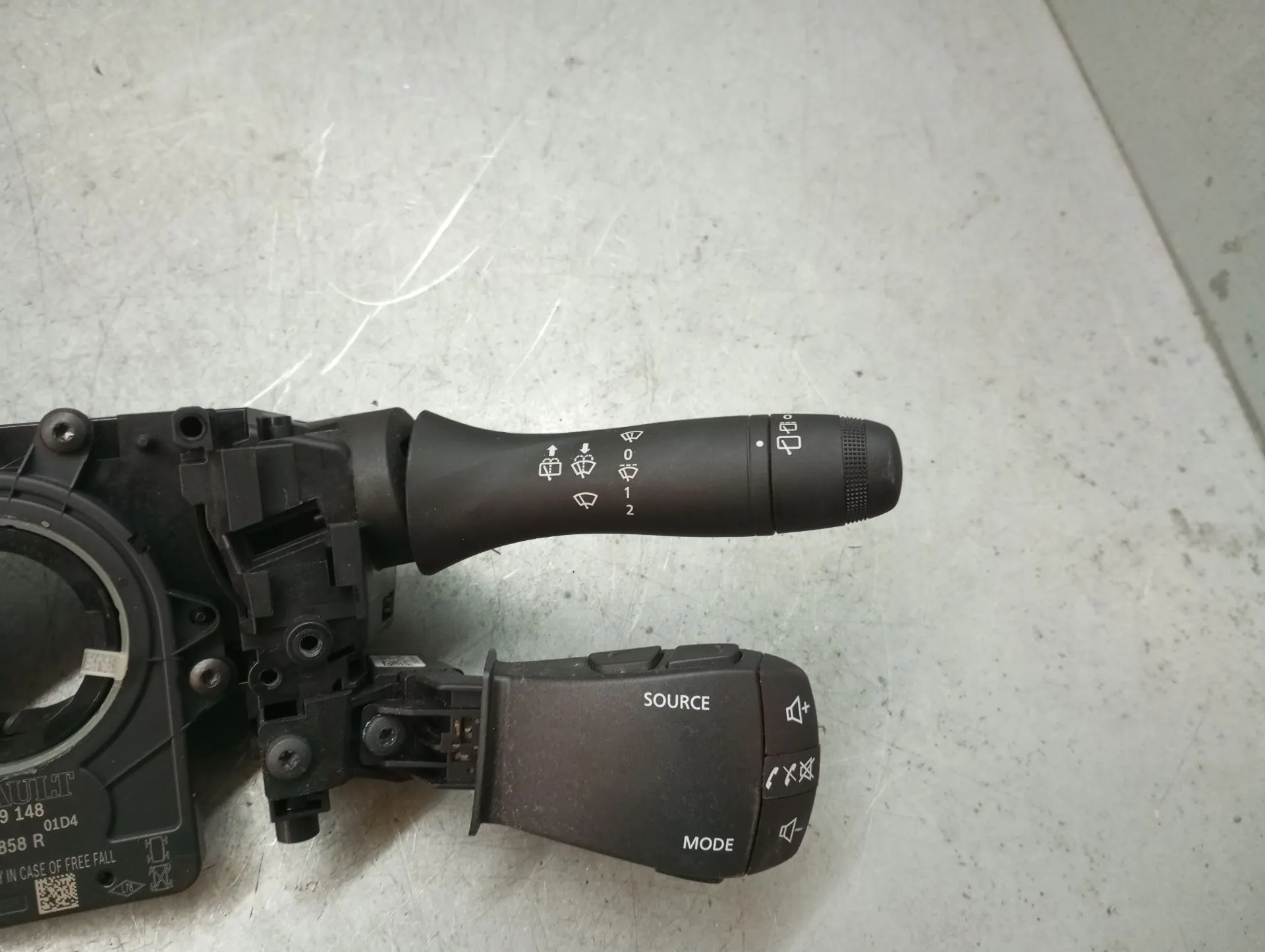 Light and wiper lever set DACIA Sandero III Imagem-4