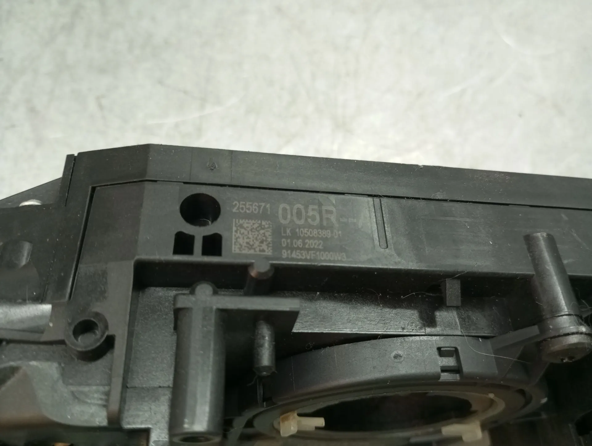 Light and wiper lever set DACIA Sandero III Imagem-5