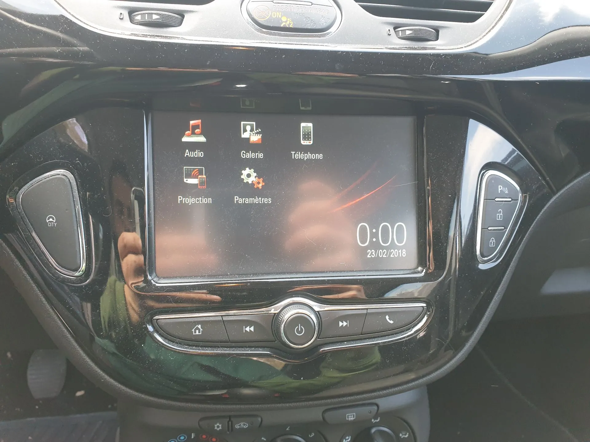 Rádio / auto-rádio OPEL Corsa E