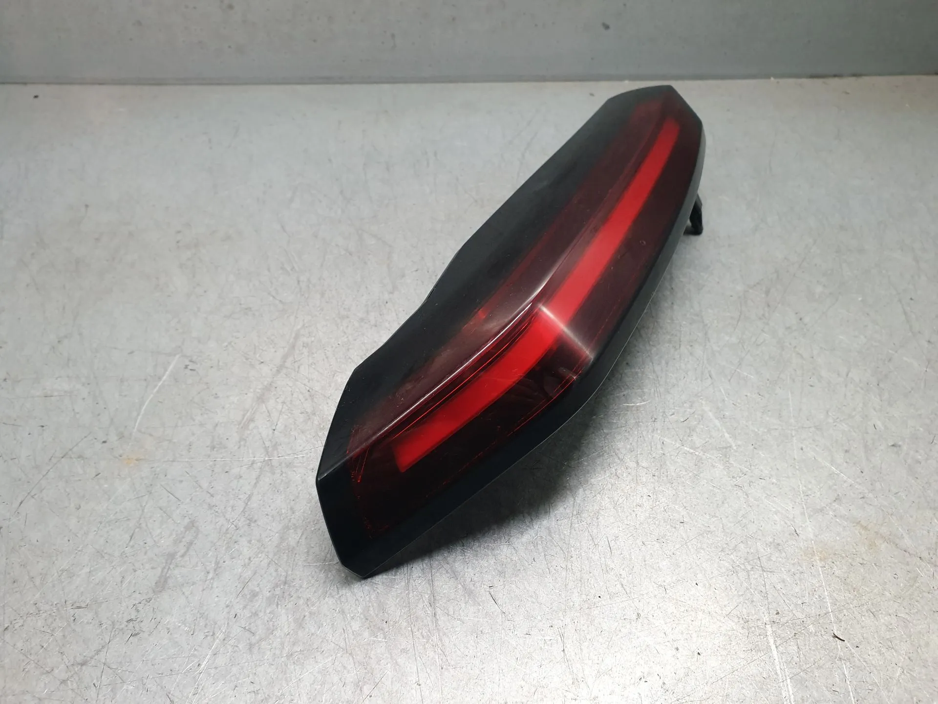 Left Tailgate light  CITROËN C4 III Imagem-2