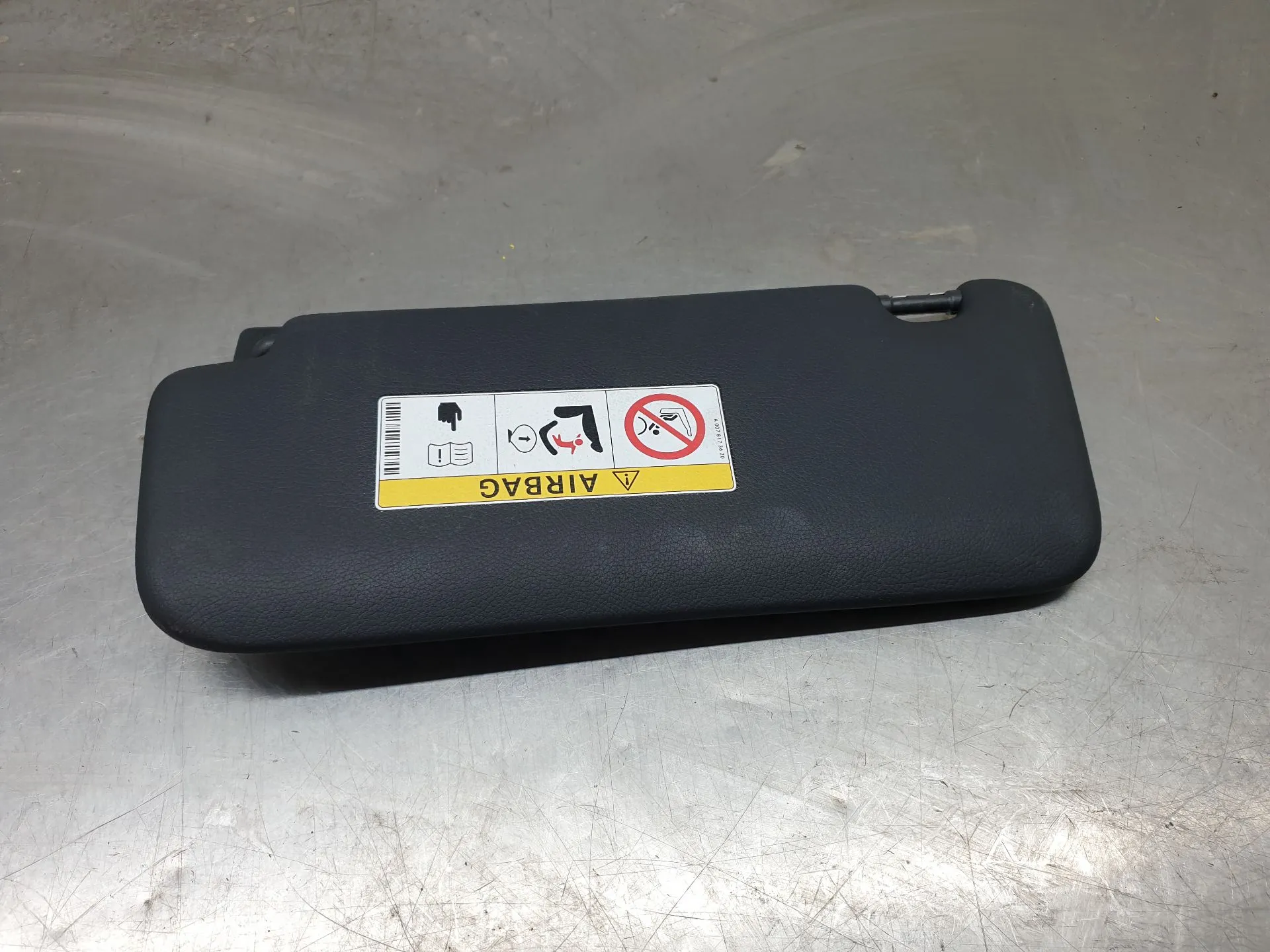 Aletta parasole destra MERCEDES-BENZ Classe C Coupé (C205) Imagem-2