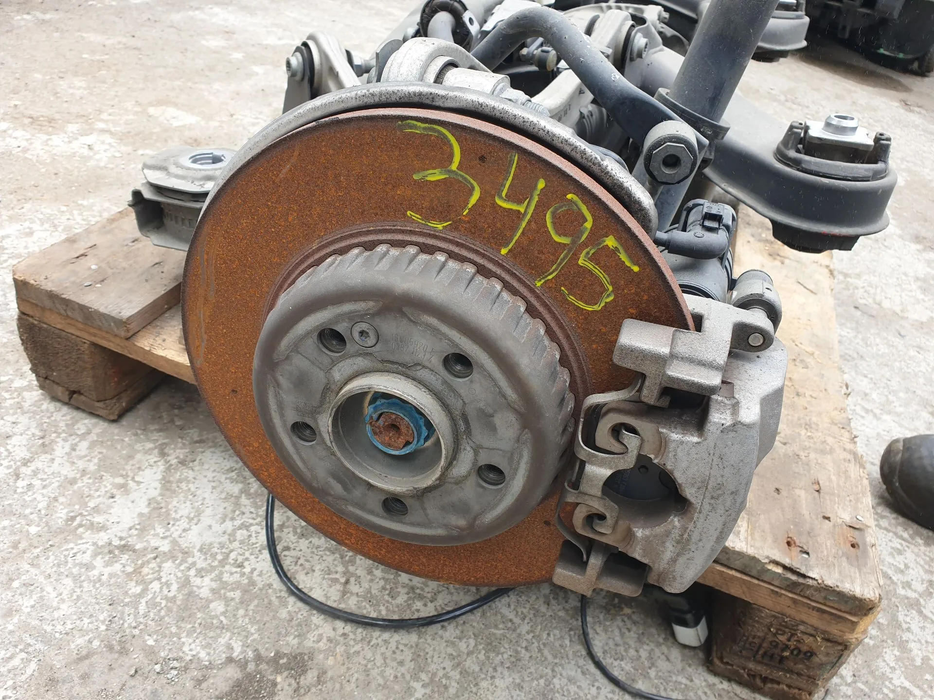 Fusée arrière gauche MERCEDES-BENZ Classe C Coupé (C205)