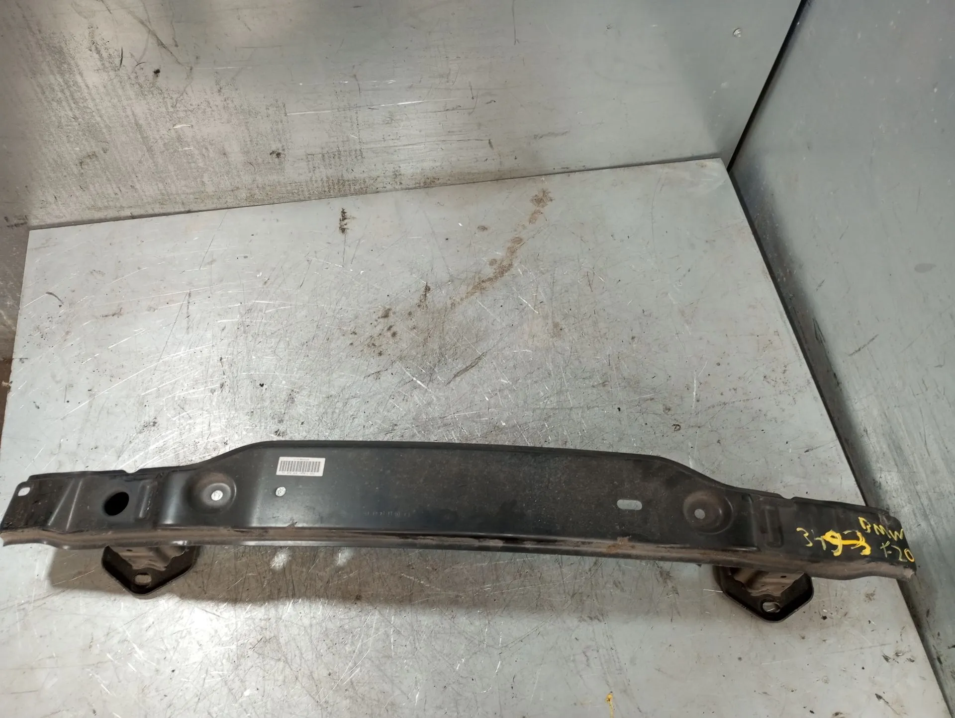 Rear bumper reinforcement BMW 1 (F20)