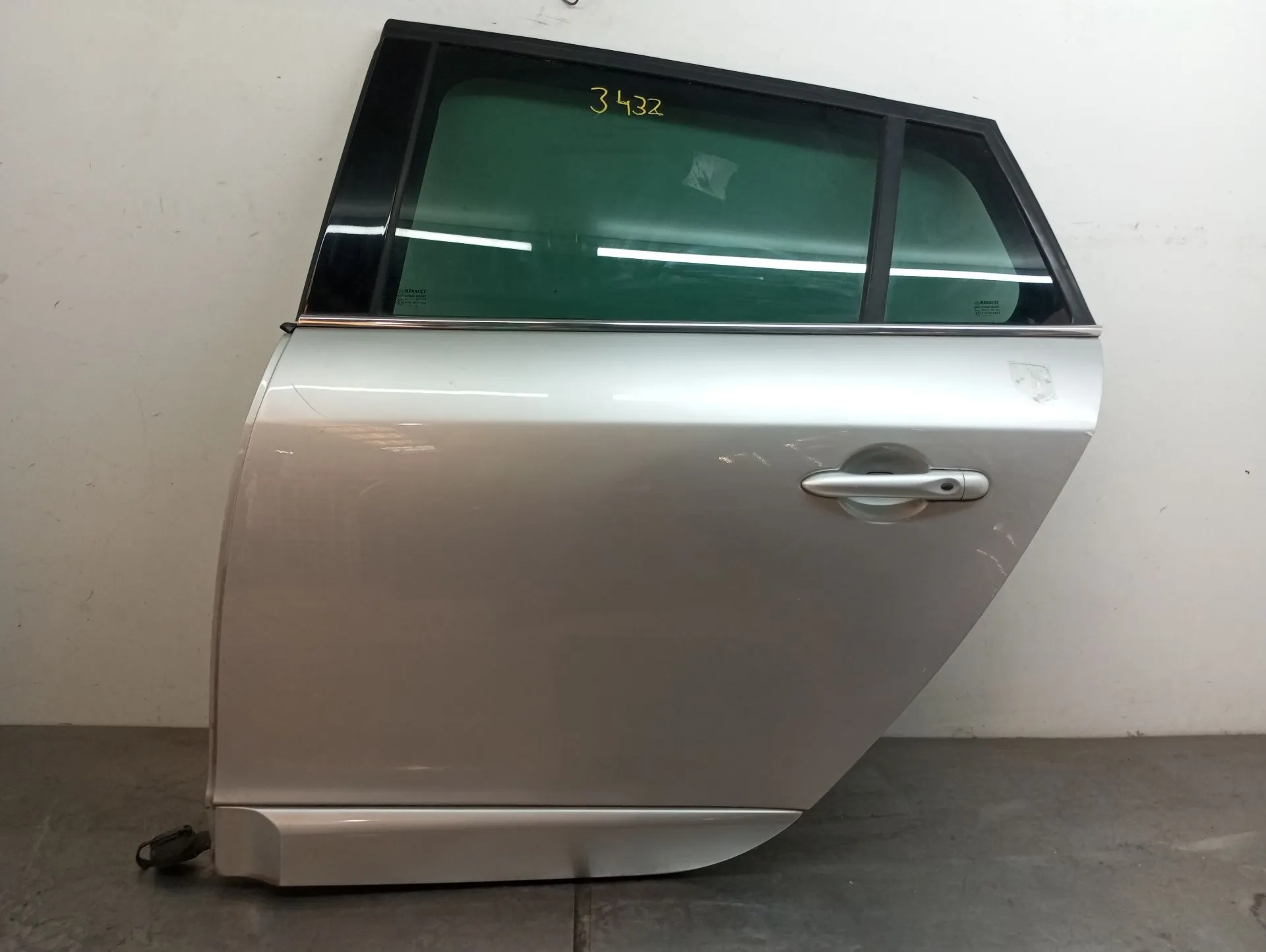 Porta posteriore sinistra RENAULT Megane III Grandtour (KZ0/1)