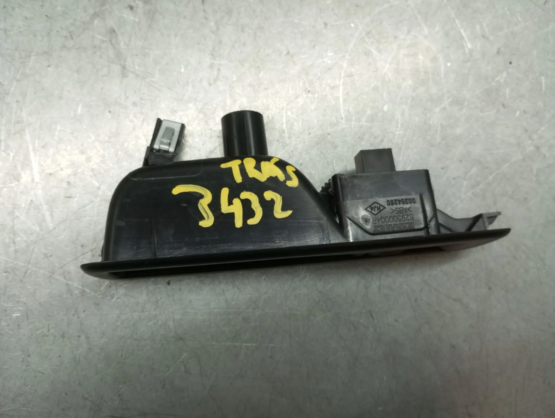 Comando / interruttore alzacristallo posteriore sinistro RENAULT Megane III Grandtour (KZ0/1)