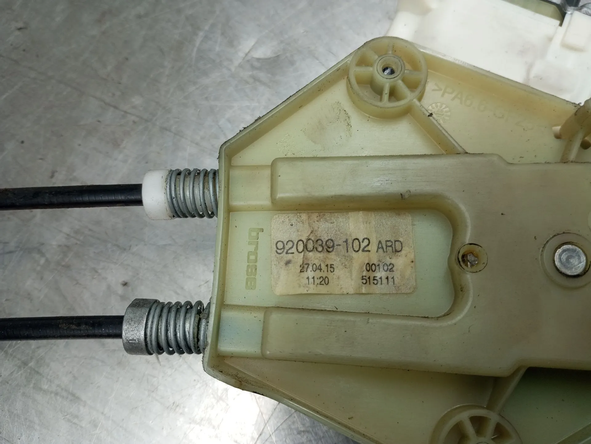 Alzavetro posteriore destro RENAULT Megane III Grandtour (KZ0/1) Imagem-1