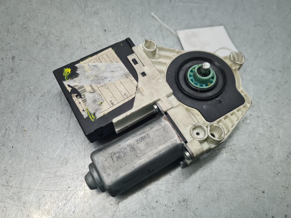 Moteur lève-vitre avant gauche SEAT Leon (1P1)