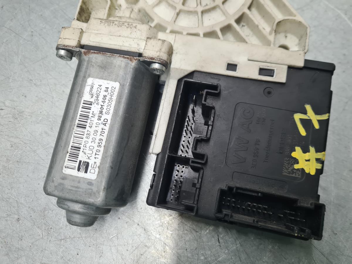 Moteur lève-vitre avant gauche SEAT Leon (1P1) Imagem-2