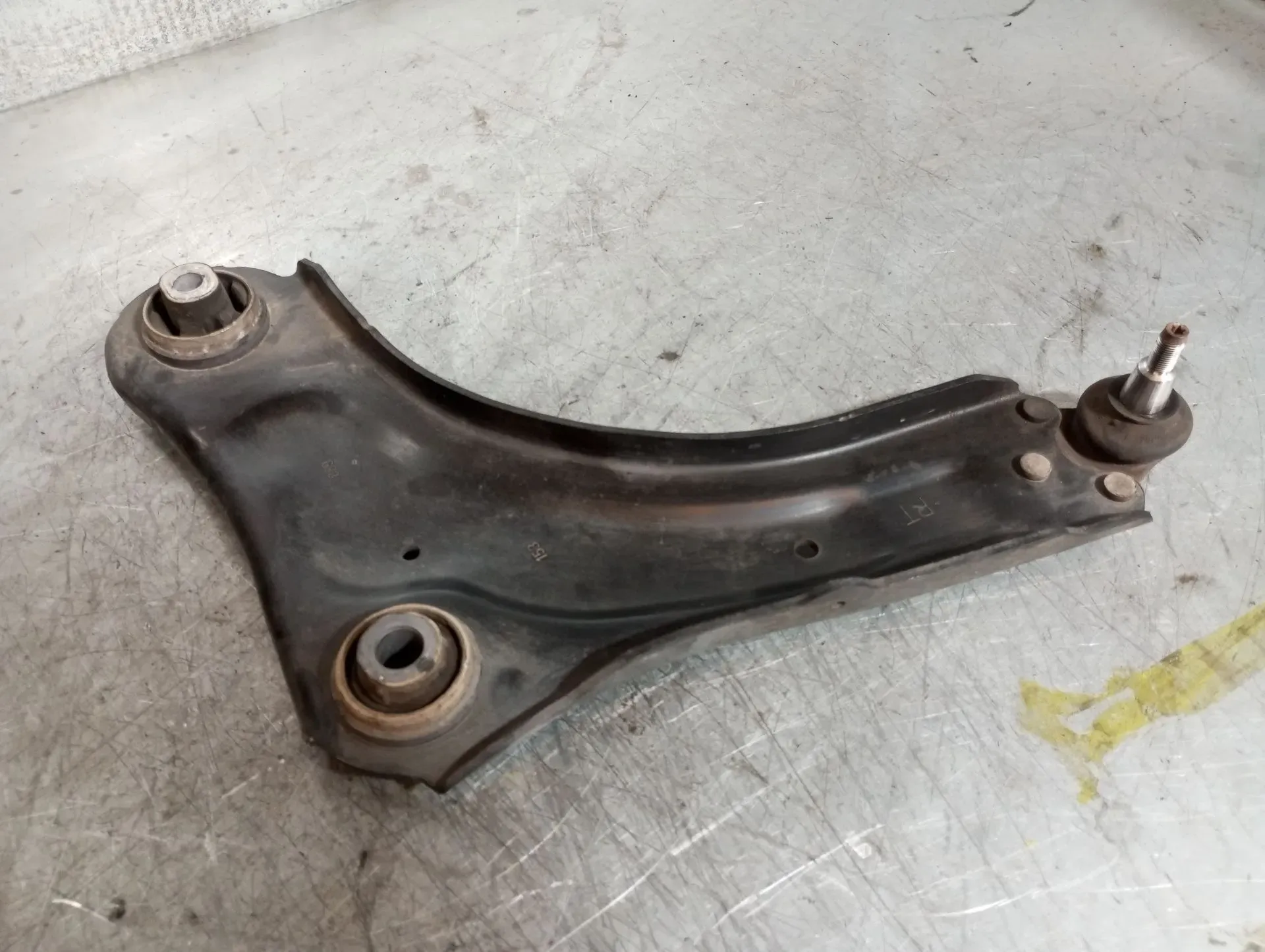 Braccio di sospensione anteriore sinistro RENAULT Megane III Grandtour (KZ0/1) Imagem-1