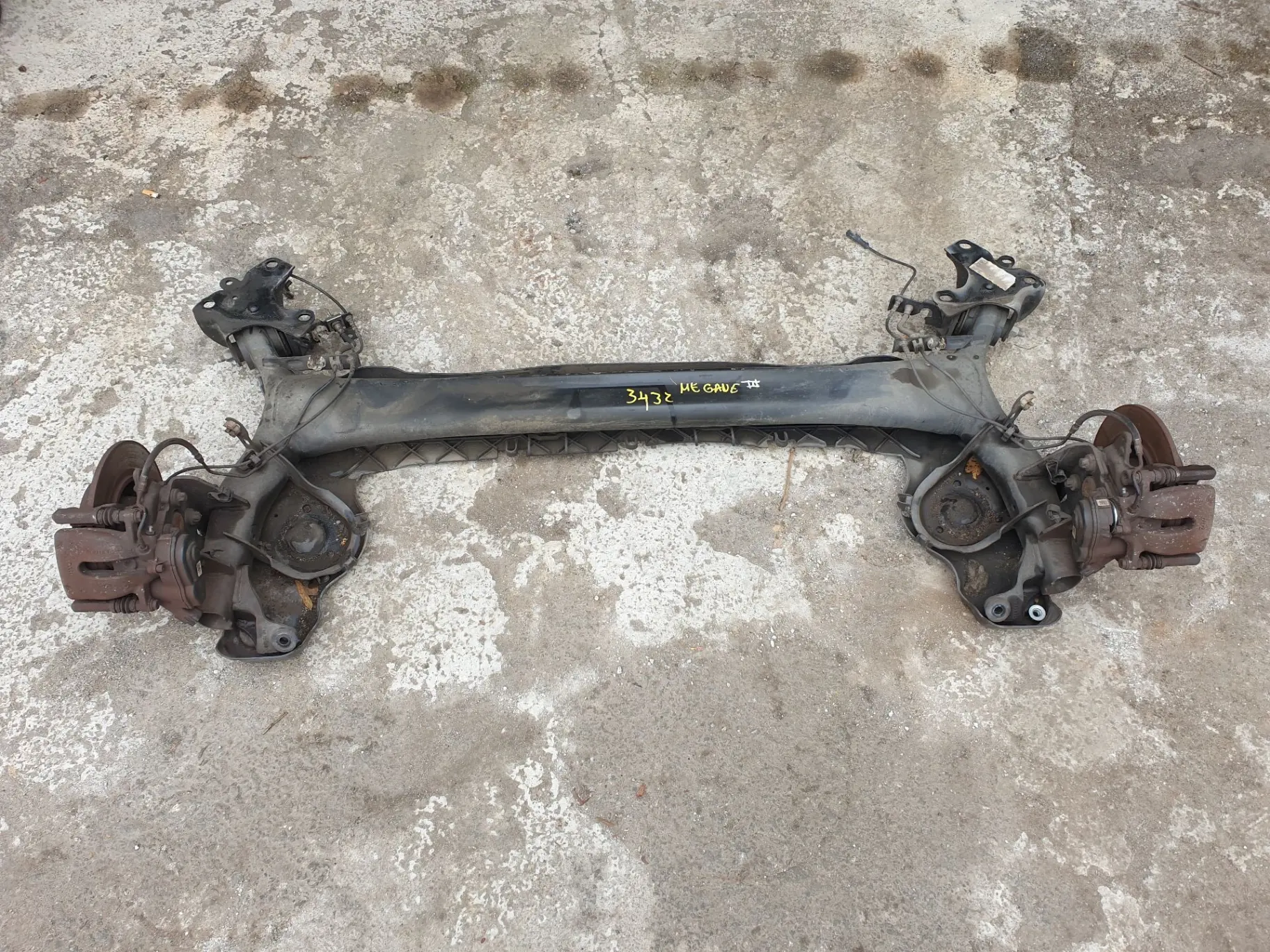 Assale posteriore a dischi RENAULT Megane III Grandtour (KZ0/1)