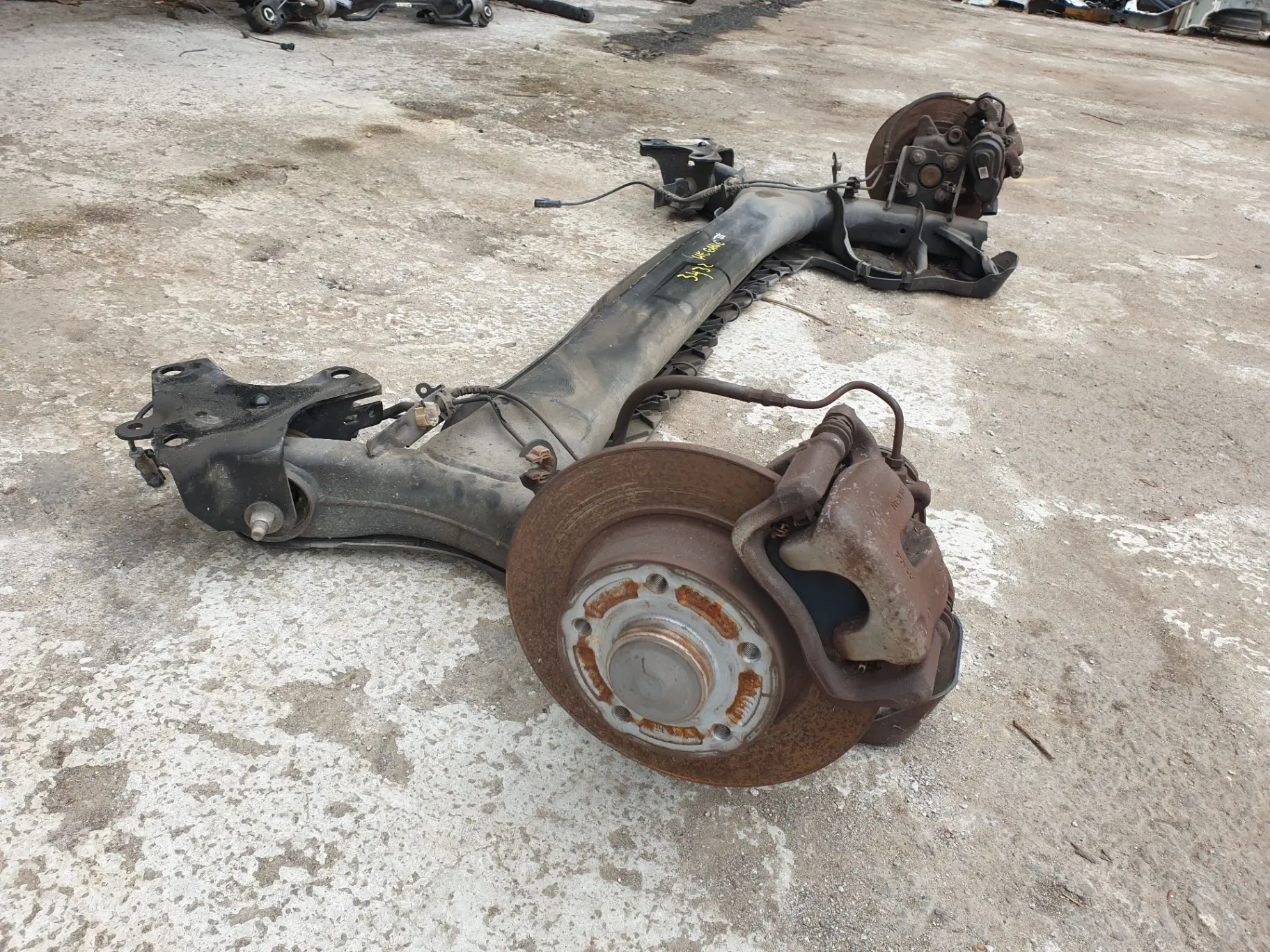 Assale posteriore a dischi RENAULT Megane III Grandtour (KZ0/1) Imagem-1