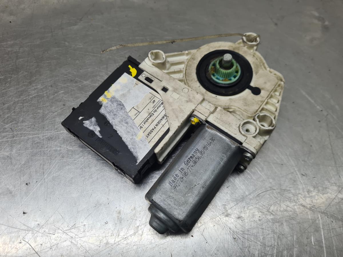 Moteur lève-vitre avant gauche VOLKSWAGEN Passat (3C2) Imagem-1
