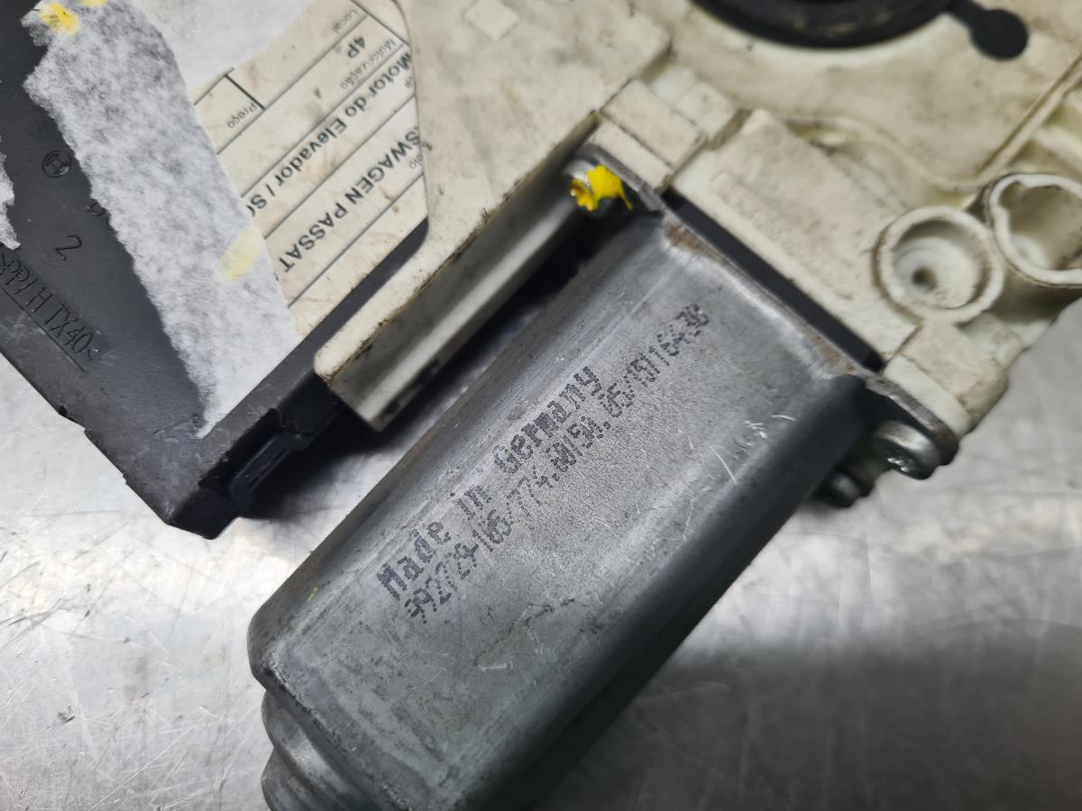Moteur lève-vitre avant gauche VOLKSWAGEN Passat (3C2) Imagem-3