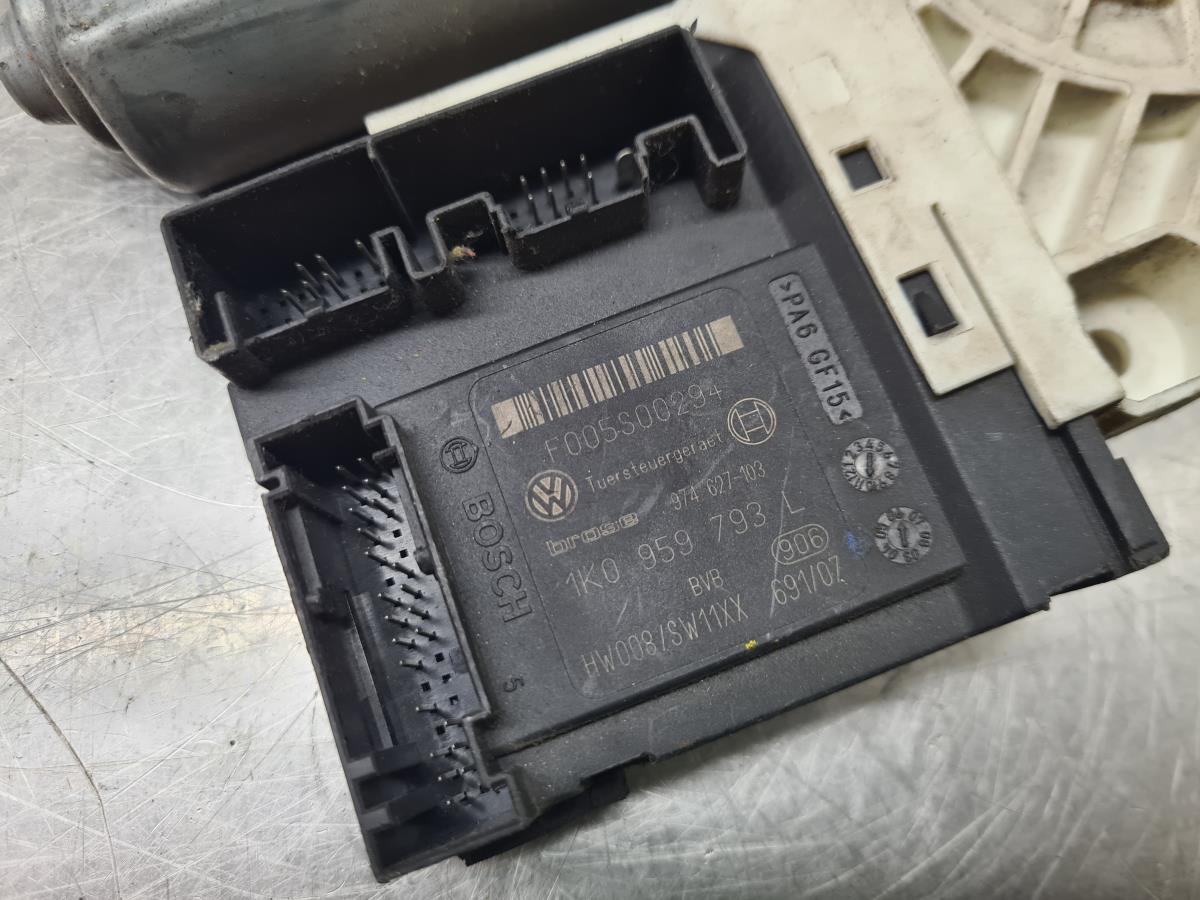 Moteur lève-vitre avant gauche VOLKSWAGEN Passat (3C2) Imagem-5