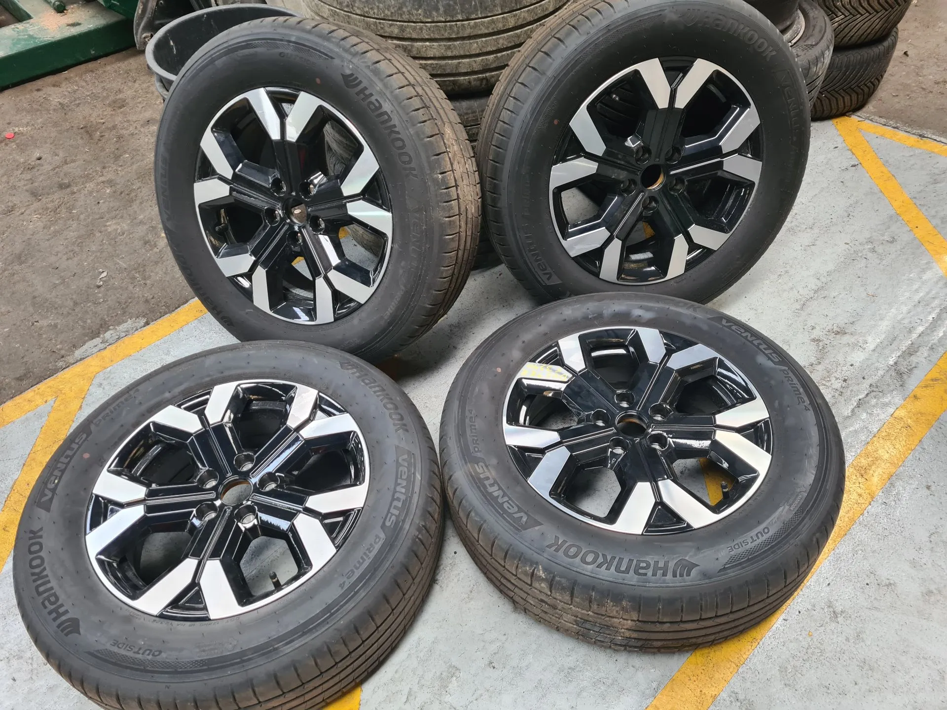 Conjunto Jantes Especiais DACIA Duster III (P1310) Imagem-1