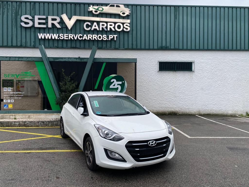 i30  HYUNDAI i30 (GD)