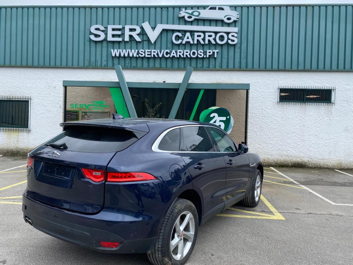 F-Pace  JAGUAR F-Pace (X761)