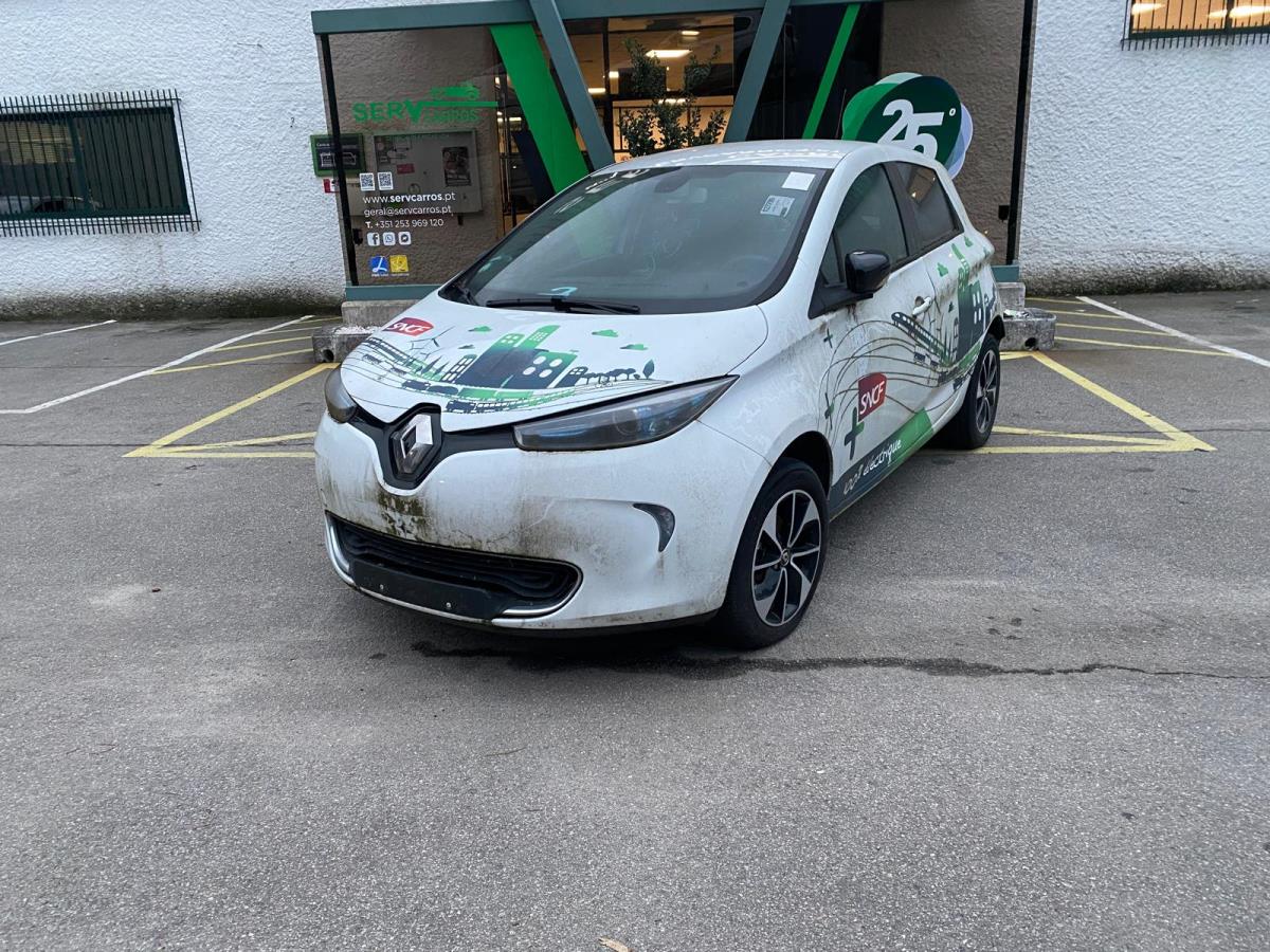 Zoe  RENAULT Zoe (BFM_)