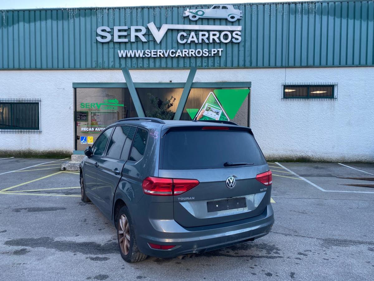Touran  VOLKSWAGEN Touran (5T)