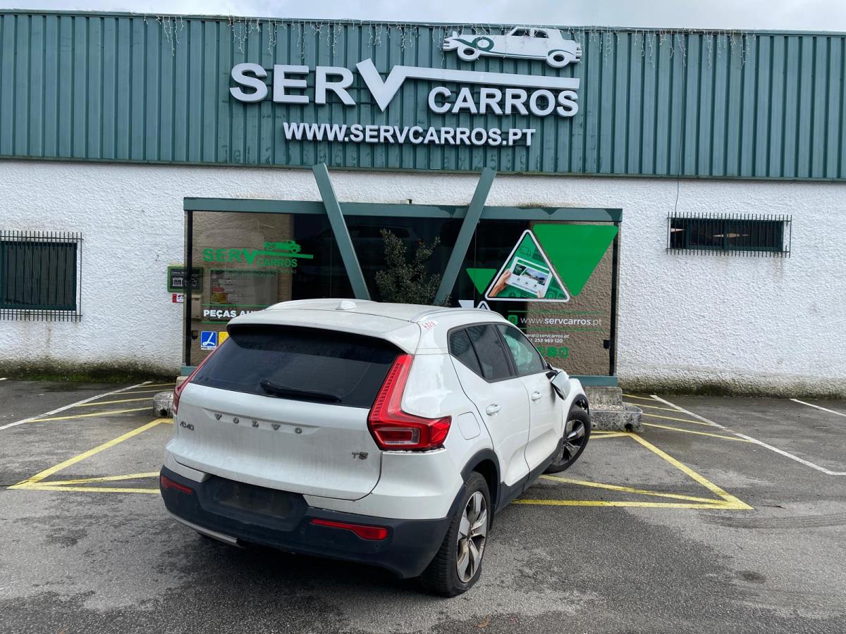 XC40  VOLVO XC40 (536)
