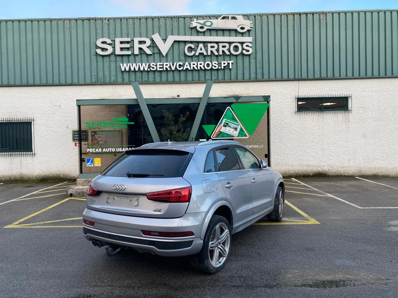 Q3  AUDI Q3 (8U)