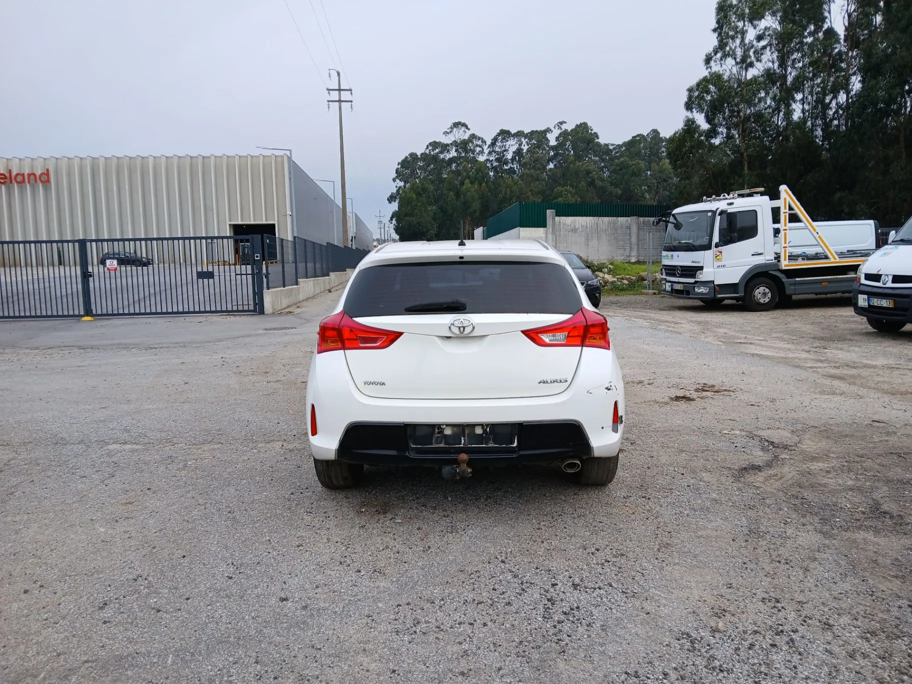 TOYOTA Auris Hatchback 