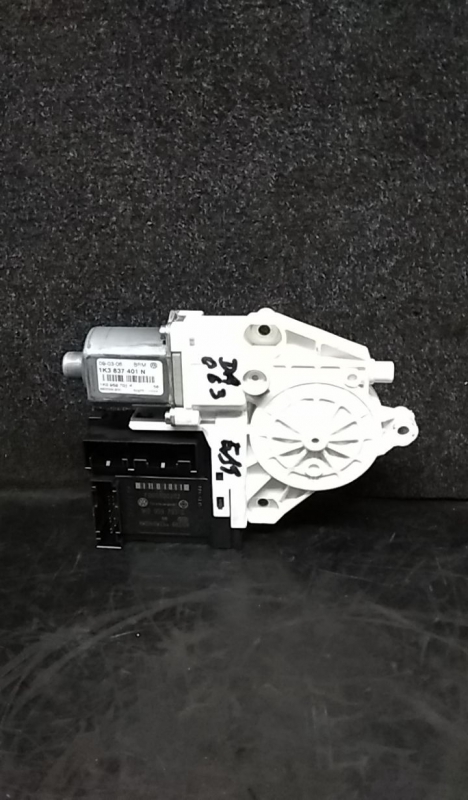 Moteur lève-vitre avant gauche VOLKSWAGEN Golf V (1K1) Imagem-1
