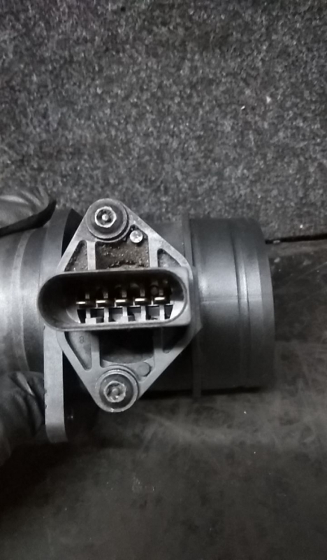 Débitmètre d'air massique (MAF) SEAT Ibiza IV (6J5, 6P1) Imagem-4