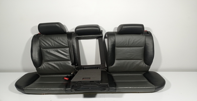 Siège Arrière AUDI A3 (8P1) Imagem-1