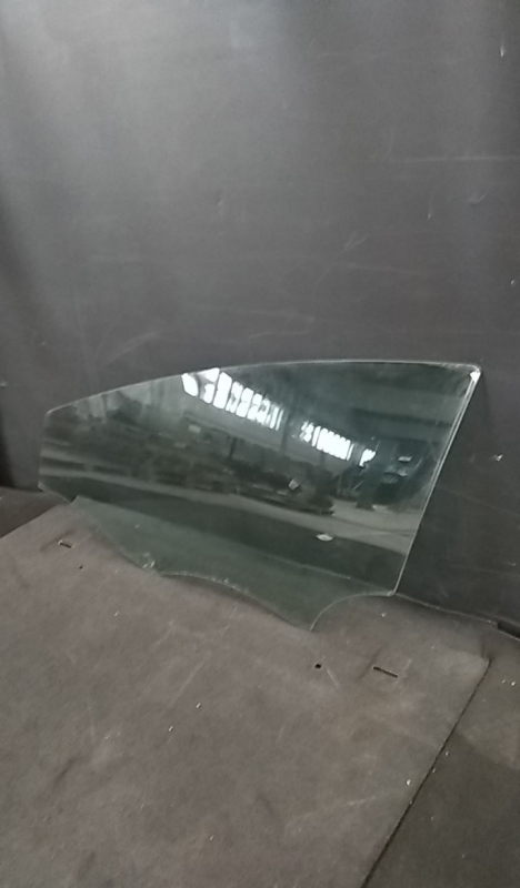 Vetro porta anteriore sinistra SEAT Leon (1P1) Imagem-1