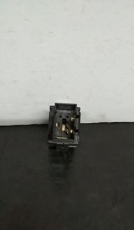 Pulsante / interruttore sbrinatore posteriore VOLKSWAGEN Polo (9N) Imagem-2