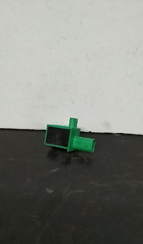 Sensor airbag frente direito VOLKSWAGEN Golf VI (5K1) Imagem-0