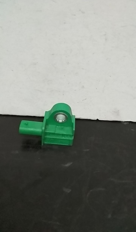 Sensor airbag frente direito VOLKSWAGEN Golf VI (5K1) Imagem-3