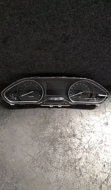 Quadrante / painel de instrumentos PEUGEOT 208 Imagem-0