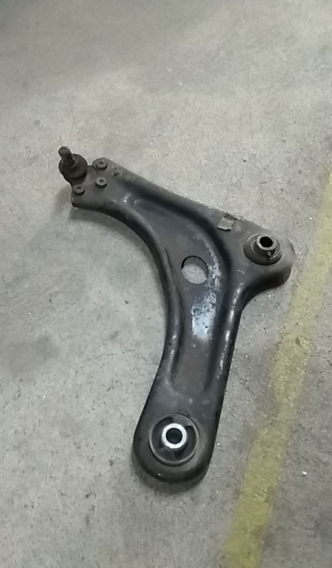 Braccio di sospensione anteriore sinistro CITROËN C3 II (SC_) Imagem-1