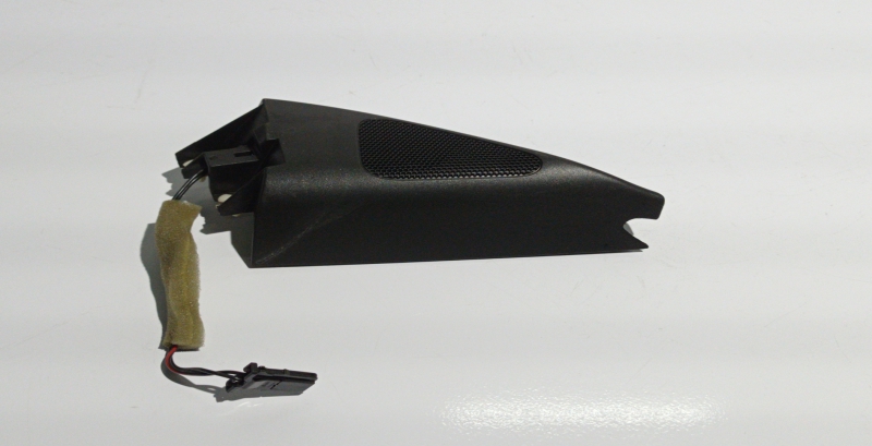 Sound system column / Speakers  VOLKSWAGEN Passat Variant (365) Imagem-0