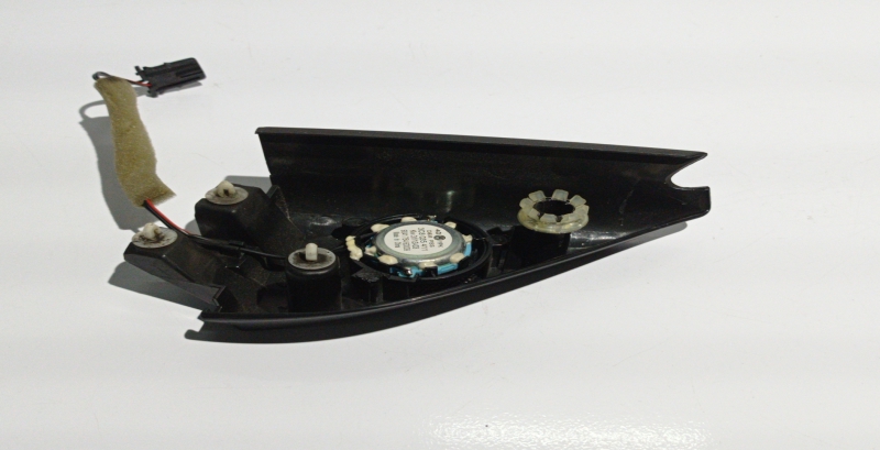 Sound system column / Speakers  VOLKSWAGEN Passat Variant (365) Imagem-1