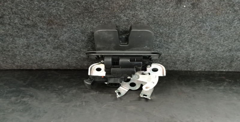 Serratura / chiusura baule AUDI A3 (8V1, 8VK) Imagem-1