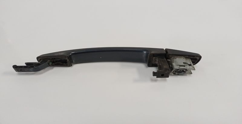 Left front door handle OPEL Astra J Imagem-1
