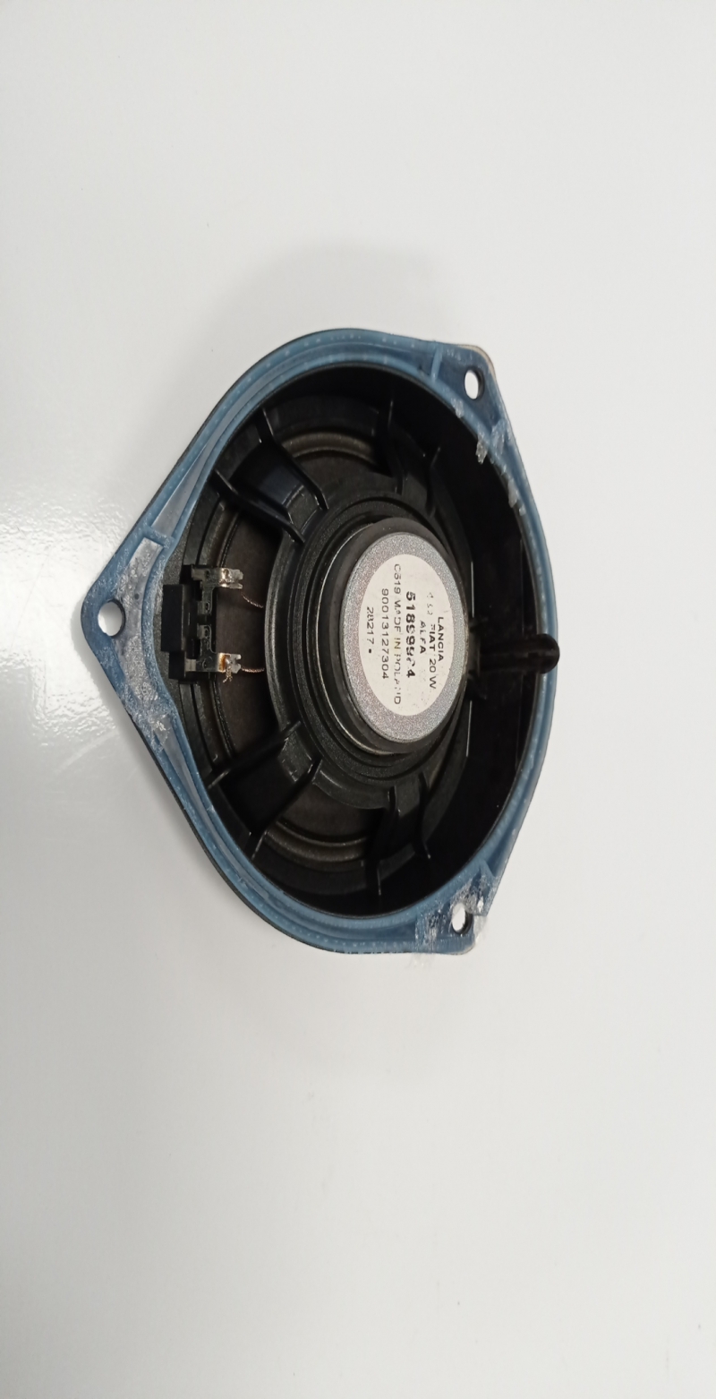 Columna de sonido FIAT Tipo Hatchback (357_) Imagem-1