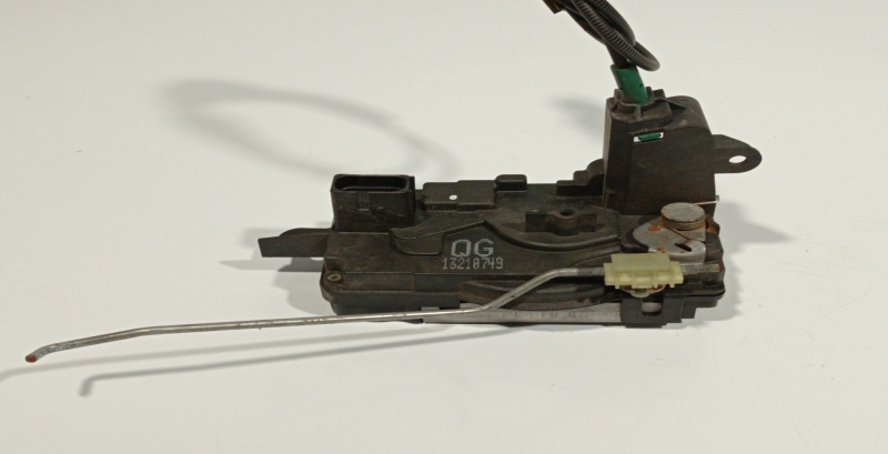 Front Right Door Lock OPEL Astra H GTC (L08) Imagem-1