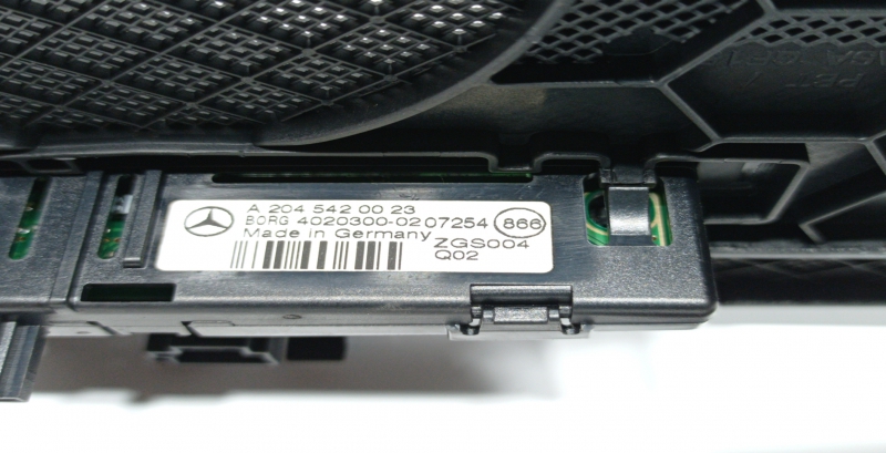 Écran de Navigation MERCEDES-BENZ Classe C (W204) Imagem-2