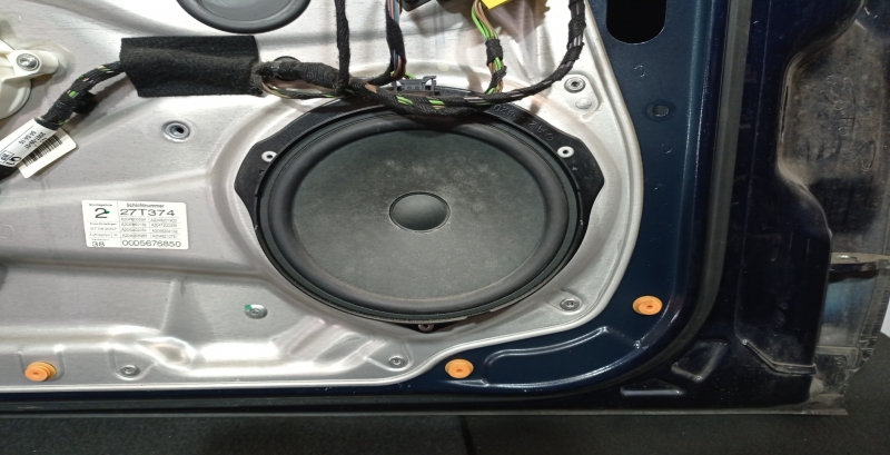 Colonna sonora MERCEDES-BENZ Classe C (W204) Imagem-1