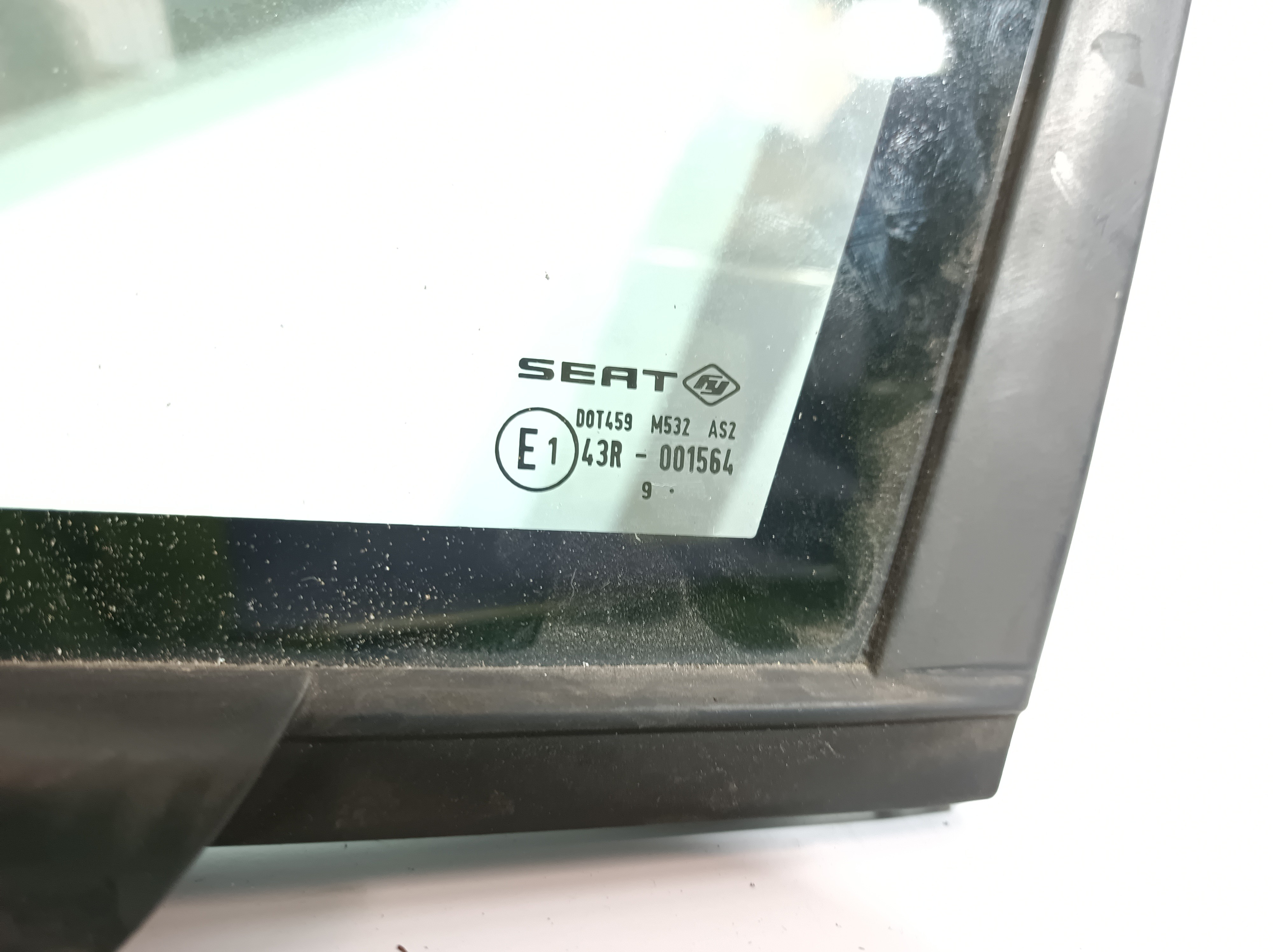 Vetro del pannello anteriore sinistro SEAT Leon (1P1) Imagem-1