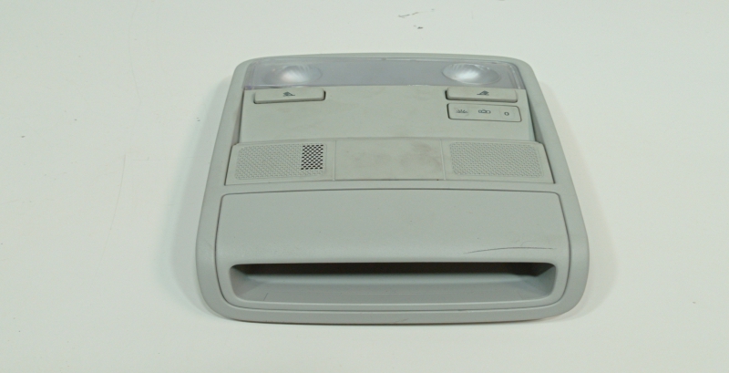 Plafonier frente VOLKSWAGEN Golf VI (5K1) Imagem-0