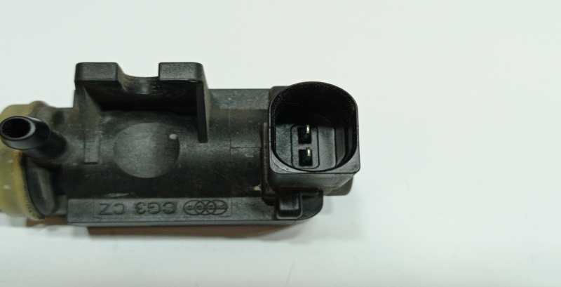 Depressor dos travões / bomba de vácuo SKODA Octavia II Break (1Z5) Imagem-2