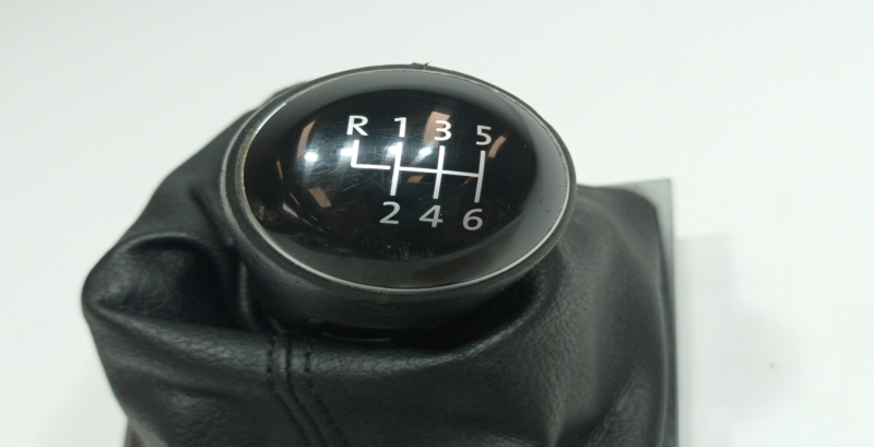 Gear lever shifter / knob  VOLKSWAGEN Passat Variant (3G5, CB5) Imagem-1