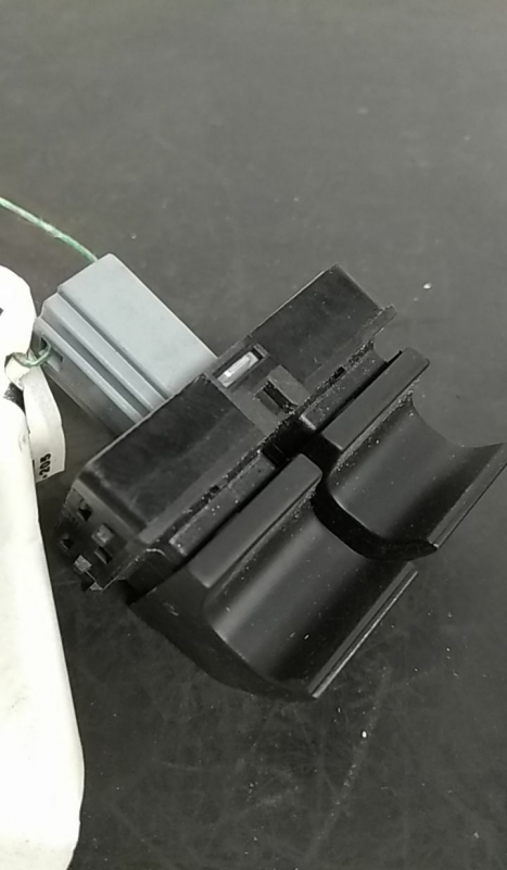 Mando / interruptor elevalunas delantero izquierdo SEAT Ibiza IV (6J5, 6P1) Imagem-1