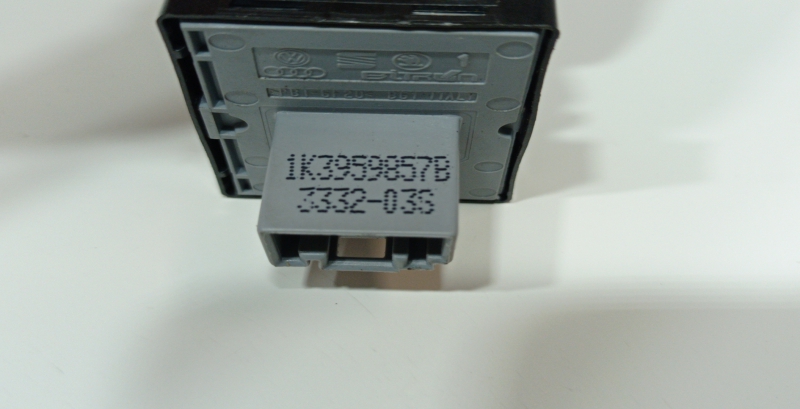 Comando / botão / interruptor vidros frente esquerdo SEAT Ibiza IV SportCoupe (6J1, 6P5) Imagem-3