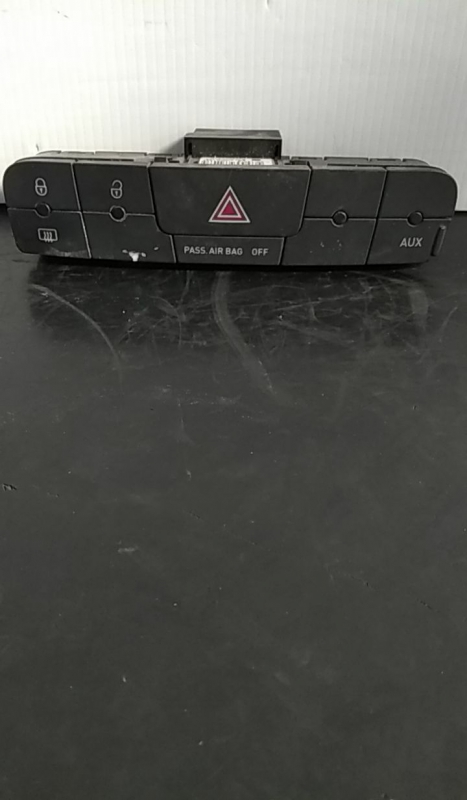 Commande / interrupteur multifonctions SEAT Ibiza IV (6J5, 6P1) Imagem-1